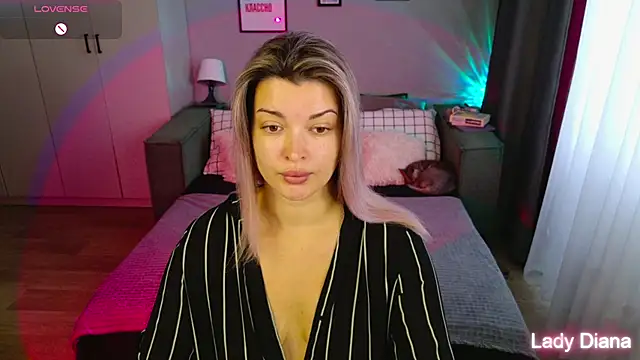Snapshot of LancasterLady chatting on October 20, 2025, 6:59 am LancasterLady online show from October 20, 2025, 6:59 am