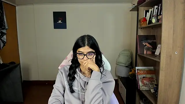 Snapshot of valerie__skyy chatting on March 18, 2025, 4:07 am valerie skyy online show from March 18, 2025, 4:07 am