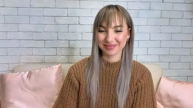 MiaMinx online show from February 11, 2025, 4:55 am