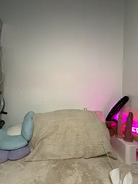 Snapshot of Mona-Peaches chatting on April 10, 2026, 4:47 pm Mona-Peaches online show from April 10, 2026, 4:47 pm