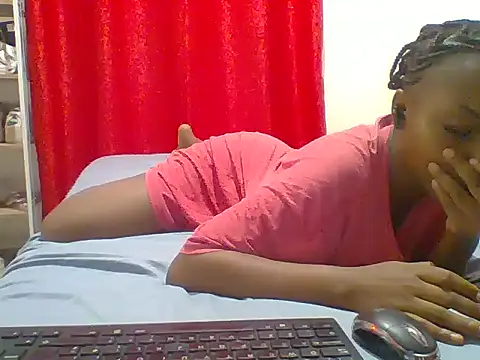 sexy  candyy online show from April 19, 2026, 4:41 pm