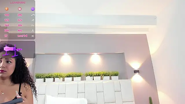 Ashleyy23x online show from October 18, 2025, 8:00 pm