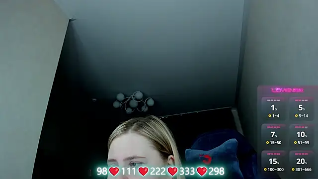 Olivia Munk online show from April 11, 2026, 7:45 am