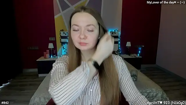 LizaGost online show from April 14, 2026, 11:37 am