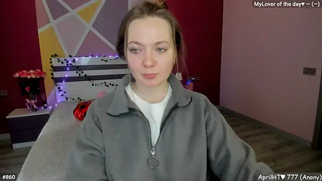 LizaGost online show from April 8, 2026, 11:33 am