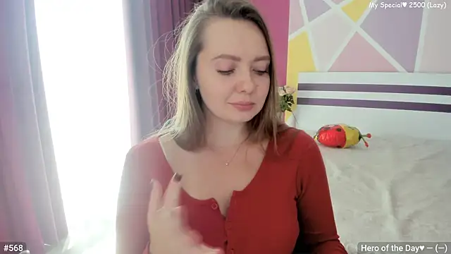 Snapshot of LizaGost chatting on September 13, 2025, 11:43 am LizaGost online show from September 13, 2025, 11:43 am