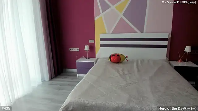 Snapshot of LizaGost chatting on September 10, 2025, 11:42 am LizaGost online show from September 10, 2025, 11:42 am