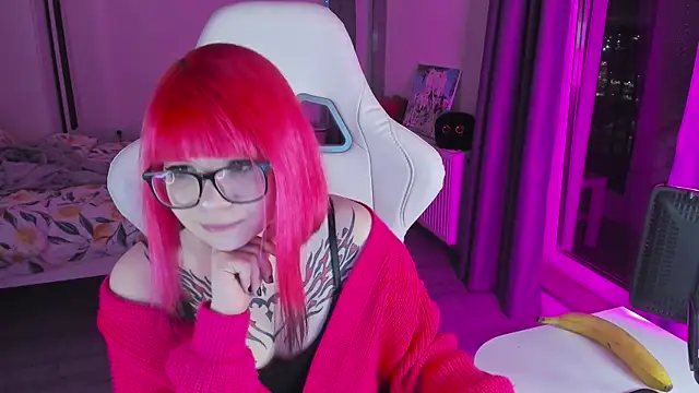 Snapshot of Yumi_Youkai chatting on January 19, 2025, 10:17 pm Yumi Youkai online show from January 19, 2025, 10:17 pm