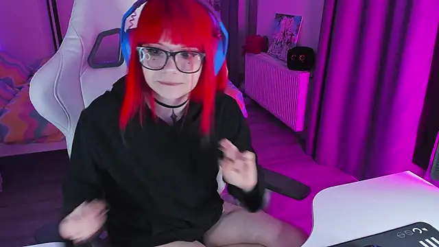 Snapshot of Yumi_Youkai chatting on February 1, 2025, 4:22 pm Yumi Youkai online show from February 1, 2025, 4:22 pm