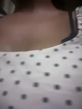 Snapshot of PARI_Hun chatting on February 5, 2026, 7:48 am PARI Hun online show from February 5, 2026, 7:48 am