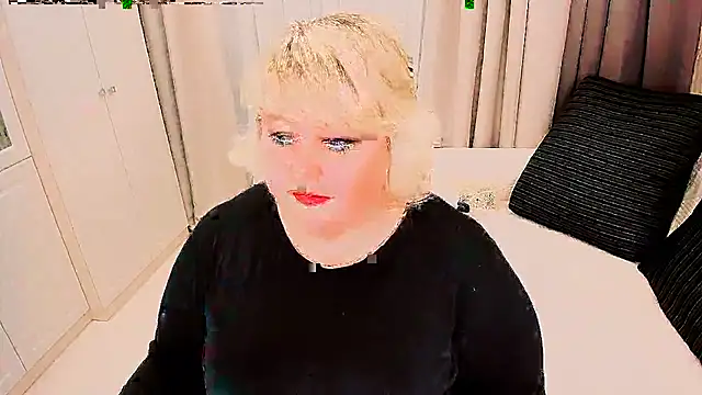 Snapshot of BIGTITSBBW chatting on November 28, 2025, 2:50 pm BIGTITSBBW online show from November 28, 2025, 2:50 pm