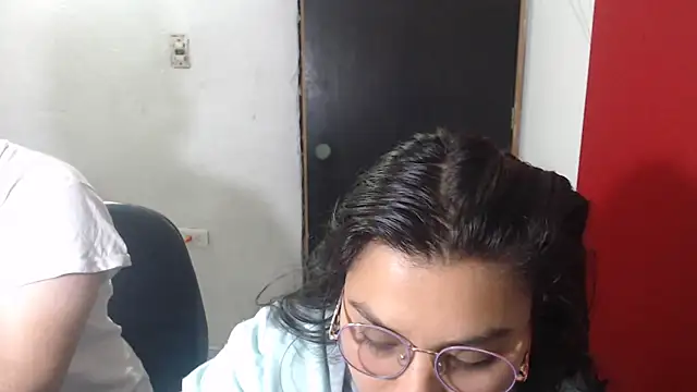 Snapshot of luxury_sex_17 chatting on March 19, 2025, 1:21 am luxury sex 17 online show from March 19, 2025, 1:21 am