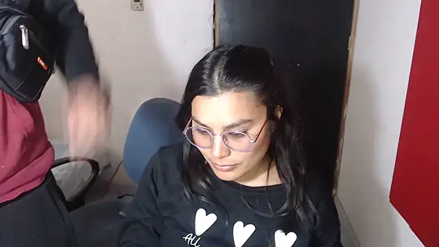 Snapshot of luxury_sex_17 chatting on March 5, 2025, 10:21 pm luxury sex 17 online show from March 5, 2025, 10:21 pm