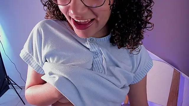 Snapshot of DAHLIA_BROWNIE chatting on March 11, 2025, 4:51 am DAHLIA BROWNIE online show from March 11, 2025, 4:51 am