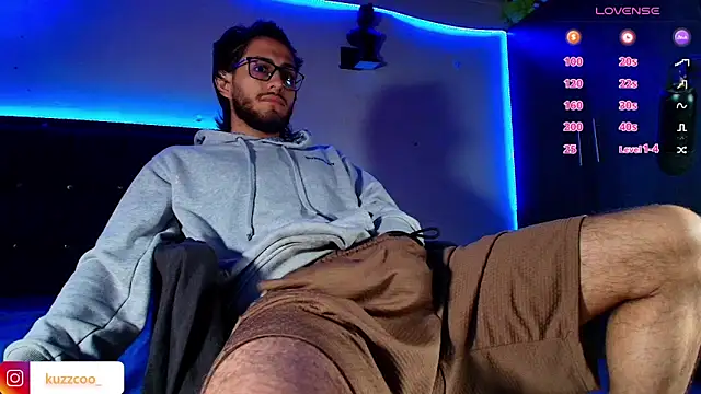 kuzzcoo online show from November 6, 2025, 8:51 am