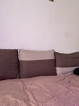 ElChapoGuzman95 online show from April 14, 2026, 7:57 am