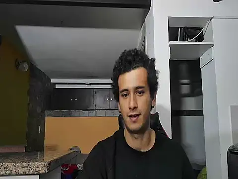 Snapshot of talktome4 chatting on February 2, 2026, 2:43 am talktome4 online show from February 2, 2026, 2:43 am