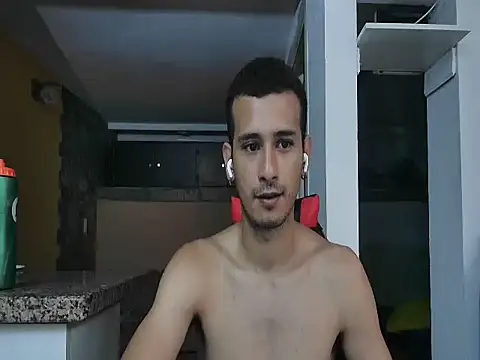 talktome4 online show from March 18, 2026, 5:47 pm