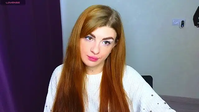  comefeelme  online show from February 15, 2025, 1:49 pm