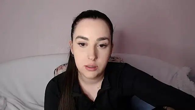 Snapshot of vitalina_freedom chatting on March 18, 2025, 2:28 pm vitalina freedom online show from March 18, 2025, 2:28 pm