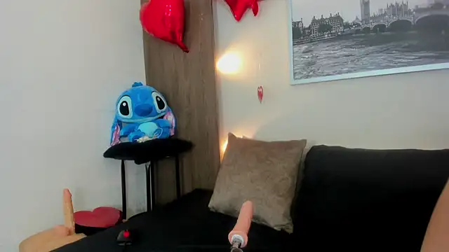 Snapshot of Cheryl_JONES chatting on February 15, 2026, 7:51 am Cheryl JONES online show from February 15, 2026, 7:51 am