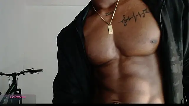 Snapshot of drake_brwon_23 chatting on May 8, 2026, 6:23 pm drake brwon 23 online show from May 8, 2026, 6:23 pm