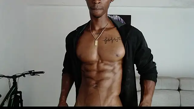 Snapshot of drake_brwon_23 chatting on May 18, 2026, 7:13 am drake brwon 23 online show from May 18, 2026, 7:13 am