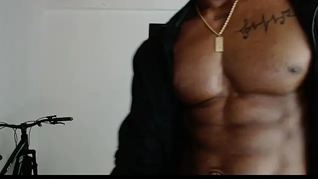 Snapshot of drake_brwon_23 chatting on May 25, 2026, 7:29 am drake brwon 23 online show from May 25, 2026, 7:29 am