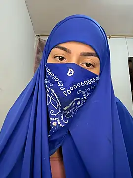 Snapshot of _alabina_ chatting on December 1, 2025, 3:35 pm alabina online show from December 1, 2025, 3:35 pm