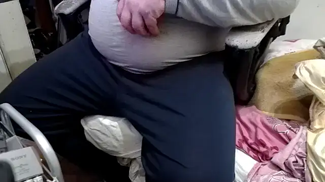 Snapshot of tipko123 chatting on November 26, 2025, 7:25 pm tipko123 online show from November 26, 2025, 7:25 pm