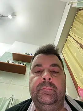 Snapshot of h4cAlex chatting on November 5, 2025, 8:45 pm h4cAlex online show from November 5, 2025, 8:45 pm