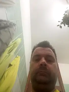 Snapshot of h4cAlex chatting on November 6, 2025, 6:23 pm h4cAlex online show from November 6, 2025, 6:23 pm