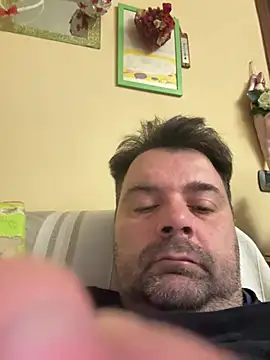 Snapshot of h4cAlex chatting on March 21, 2025, 7:02 pm h4cAlex online show from March 21, 2025, 7:02 pm