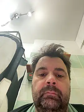 Snapshot of h4cAlex chatting on October 1, 2025, 7:18 pm h4cAlex online show from October 1, 2025, 7:18 pm