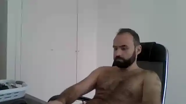 joaodias 97 online show from September 17, 2025, 1:35 pm