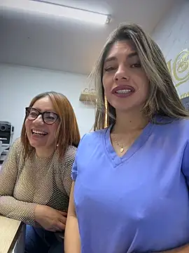 alicee16 online show from May 10, 2026, 3:43 am