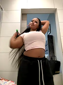 Neelo-Smith online show from September 14, 2025, 8:31 pm