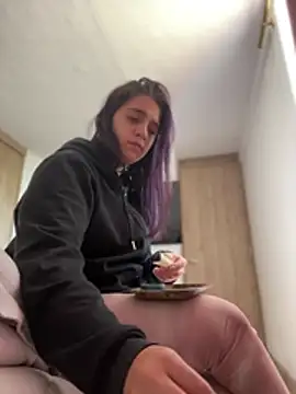 Snapshot of Alicia_Ruiz chatting on February 11, 2026, 6:08 pm Alicia Ruiz online show from February 11, 2026, 6:08 pm