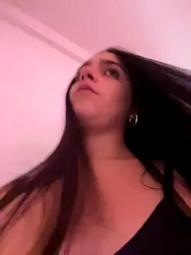 Alicia Ruiz online show from October 16, 2025, 6:05 pm