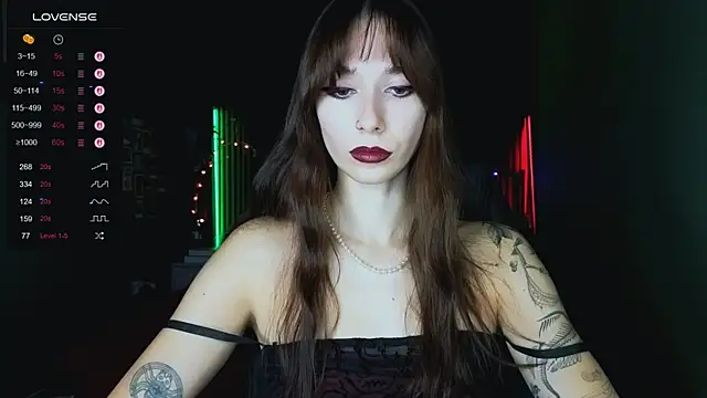 Snapshot of JillVerdon chatting on October 13, 2025, 7:04 pm JillVerdon online show from October 13, 2025, 7:04 pm