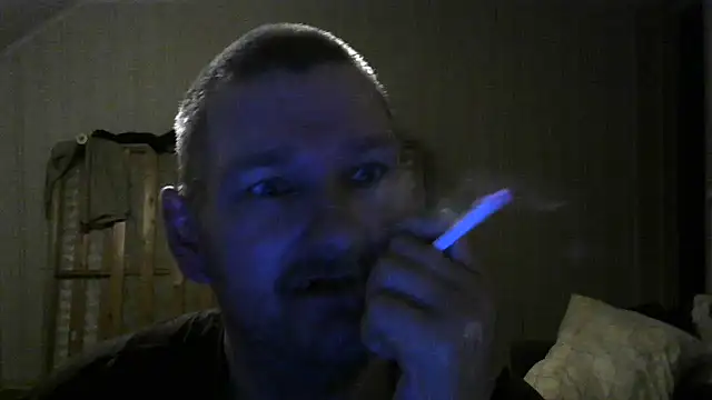 Snapshot of chrille82 chatting on March 20, 2025, 11:34 pm chrille82 online show from March 20, 2025, 11:34 pm