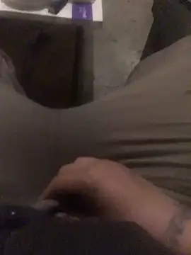 Snapshot of chrille82 chatting on October 13, 2025, 7:59 pm chrille82 online show from October 13, 2025, 7:59 pm