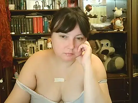 CarrieQPeach online show from December 21, 2025, 5:47 pm