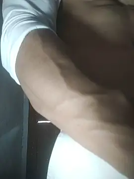 rounakhunk online show from October 14, 2025, 7:42 am