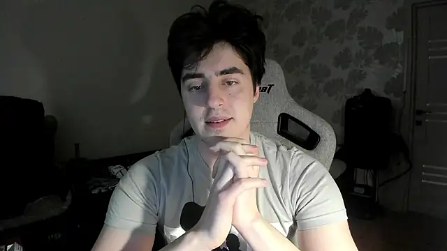 Knuckles17 online show from March 9, 2026, 1:47 pm