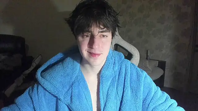Snapshot of Knuckles17 chatting on April 25, 2026, 6:05 pm Knuckles17 online show from April 25, 2026, 6:05 pm