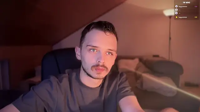 Snapshot of naked_psy chatting on February 8, 2025, 11:24 pm naked psy online show from February 8, 2025, 11:24 pm