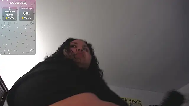 Snapshot of luisianacoxx chatting on March 8, 2025, 10:24 pm luisianacoxx online show from March 8, 2025, 10:24 pm