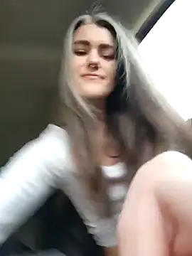 Lilmissvyx online show from January 13, 2025, 4:41 pm