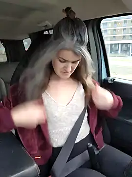 Lilmissvyx online show from January 27, 2025, 4:22 pm